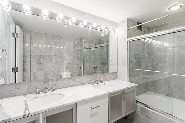 Rented by Solow Realty | media 9