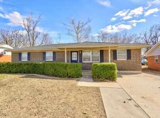 602 Noble Dr, Noble, OK 73068