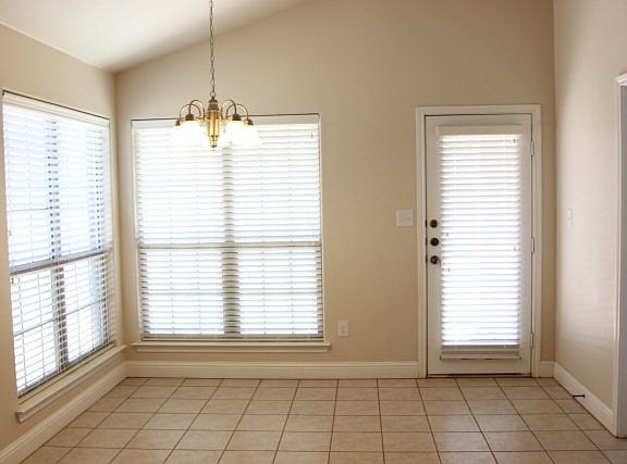 5th image of 6209 Crosley Dr