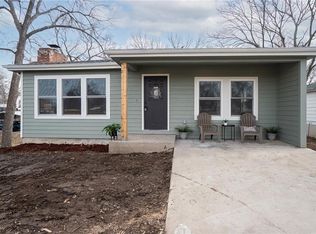 1022 Locust St, Eudora, KS 66025