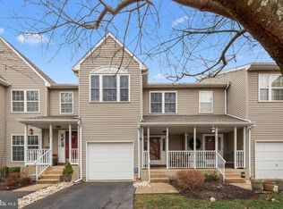 136 Bishops Gate Ln, Doylestown, PA 18901