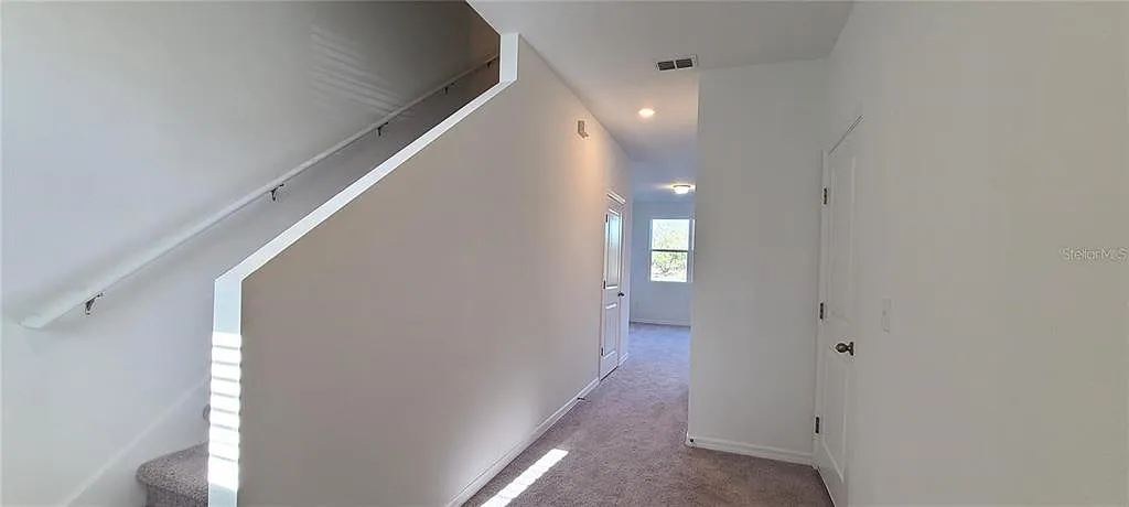3 bed, 2.5 bath, 1421 sqft, $1,995 — Photo 4
