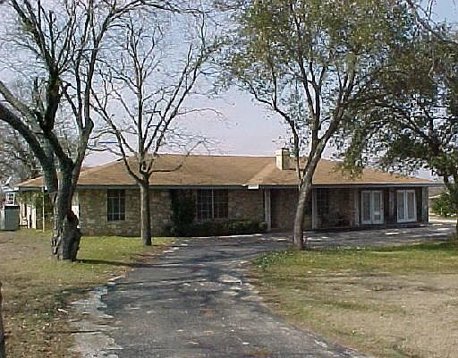 1st image of 2457 FM 1516