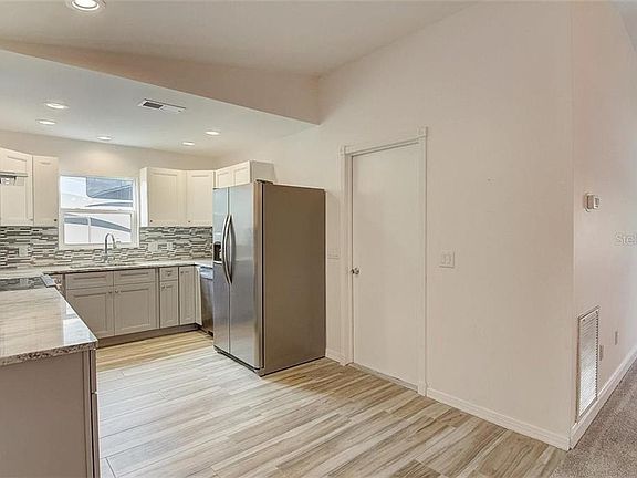 5th image of 4904 Bunyan St