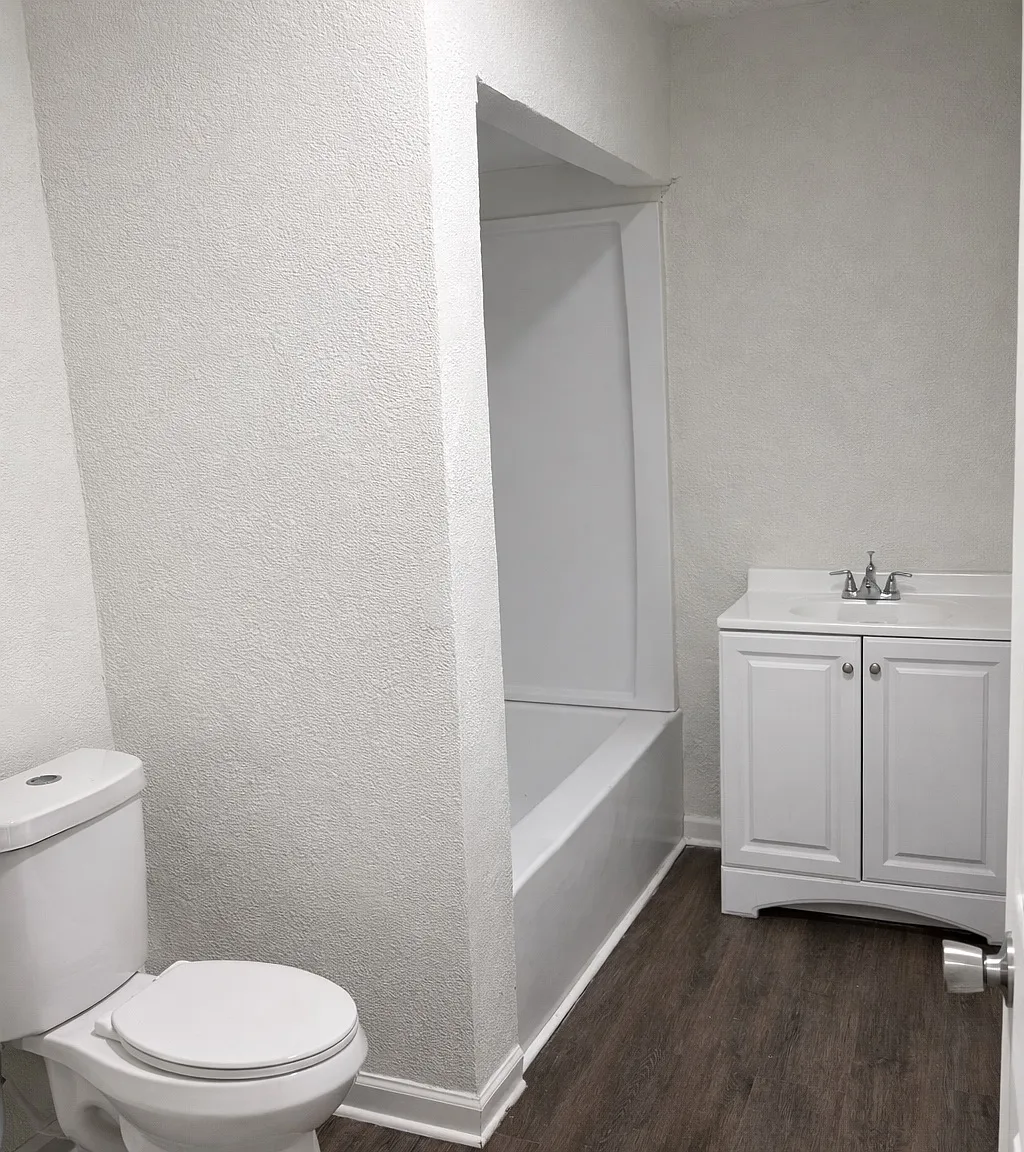 2 bed, $1,250 — Photo 3
