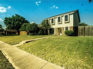2741 Stoneridge Dr, Garland, TX 75044