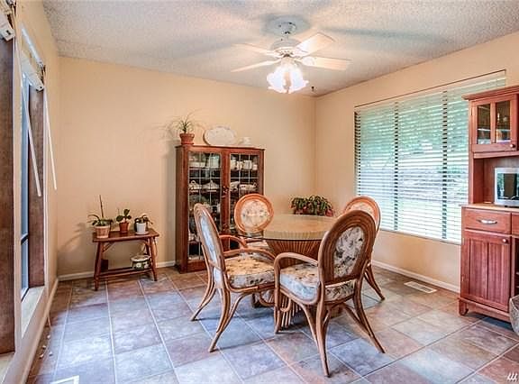 3rd image of 21416 SE 16th Pl