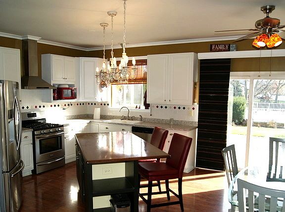 2nd image of 1453 Somerfield Dr