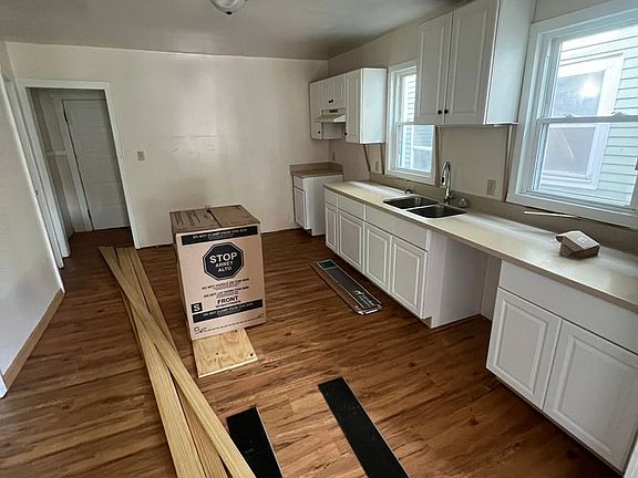 3rd image of 450 E 2nd St #1