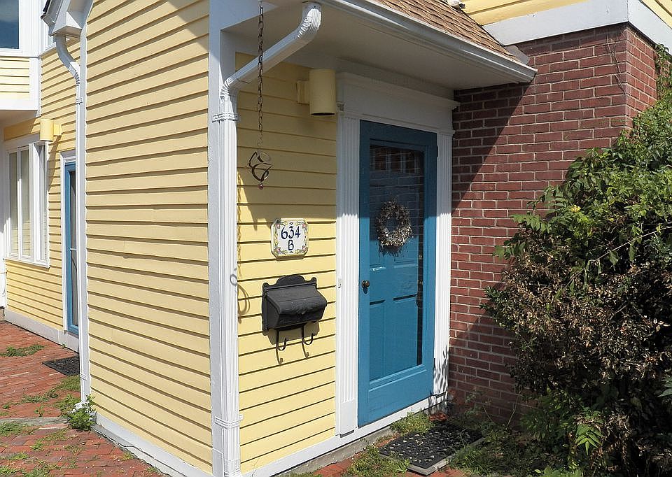 1st image of 634 Quinnipiac Ave #B