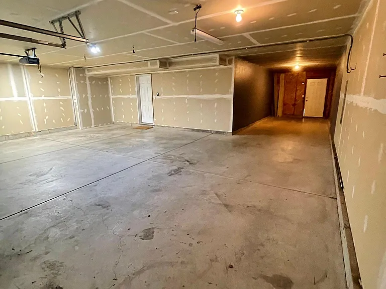 3820 S Morrow Ln — Photo 33