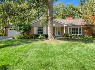 1250 Burr Oak Rd, Lake Forest, IL 60045