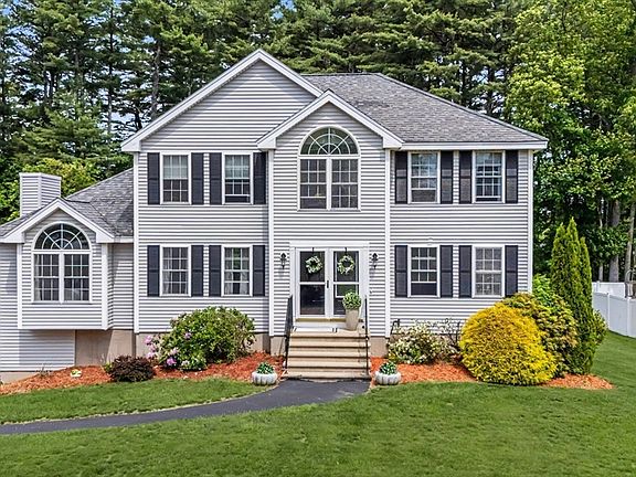 2nd image of 72 Heritage Rd