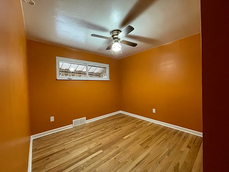 310 Millport Rd — Photo 11