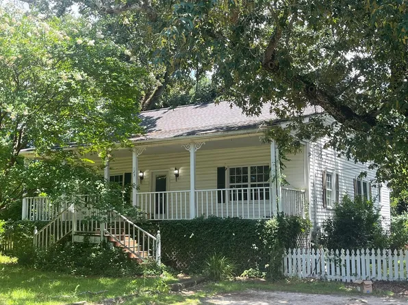 123 Pond Dr, Lexington, SC 29073