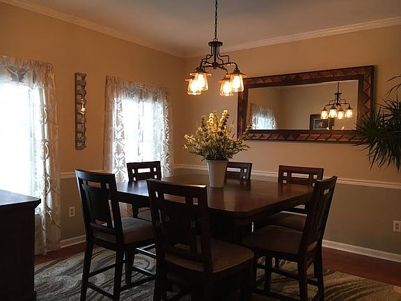 4th image of 1440 Stafford Dr