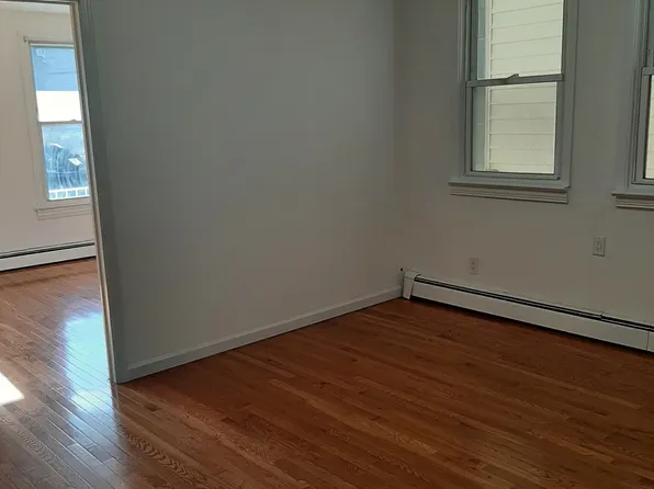 89 West 21st Street image 4 of 13