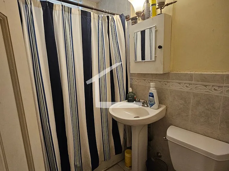 108 Washington St #1B — Photo 6