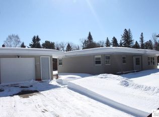 18 Royalton Rd, Superior, WI 54880