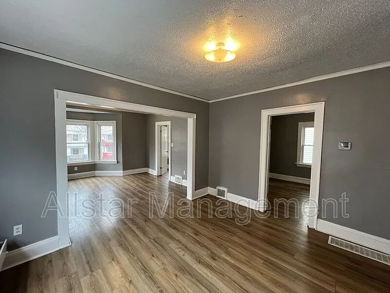 10006 Lamontier Ave #10008 — Photo 4