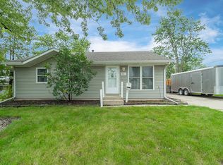 461 Berkshire Ave, Romeoville, IL 60446