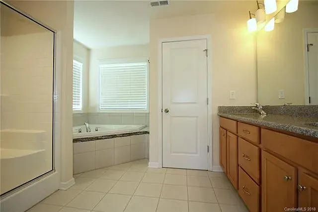 4463 Sourwood Ct — Photo 11