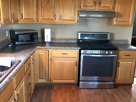 4th image of 583 W Old Orchard Dr #4