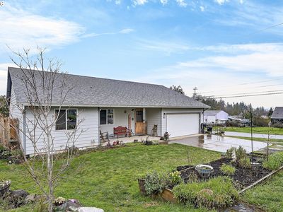 720 N Market St, Lafayette, OR, 97127