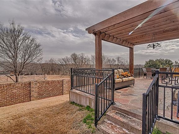3rd image of 5752 Palomino Way