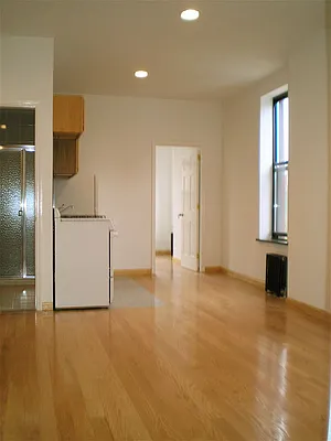 Rented by City Connections Realty | media 71