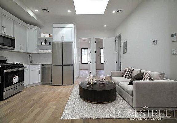 2nd image of 59 Beaver St #C