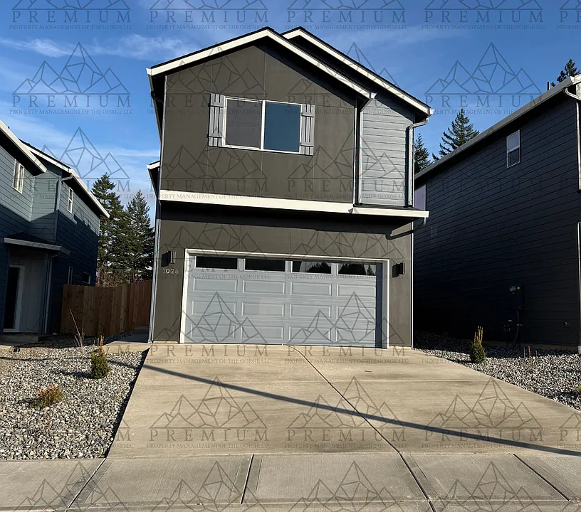 1026 SE Warco Dr