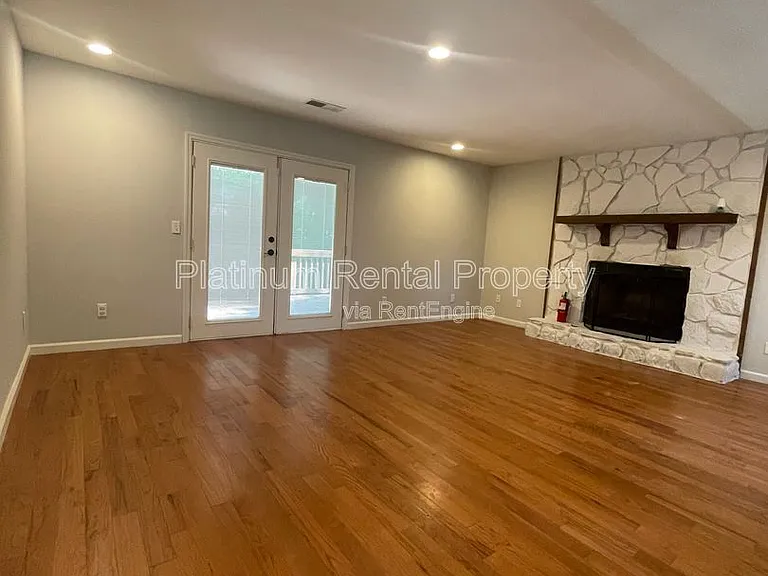 4186 Nowata Dr NE — Photo 6