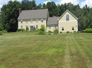 27 Birch Meadow Rd, Merrimac, MA 01860
