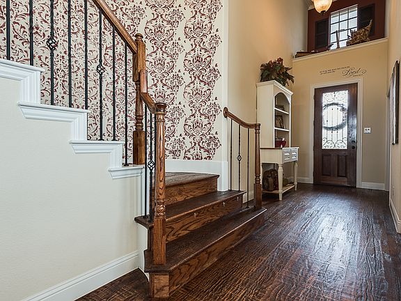 3rd image of 15404 Mount Evans Dr