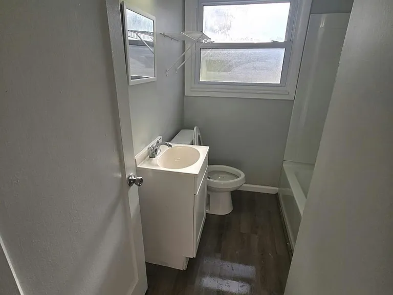 1712 Garwood Dr — Photo 5