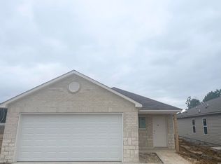 8113 Donna Dr, Maumelle, AR 72113