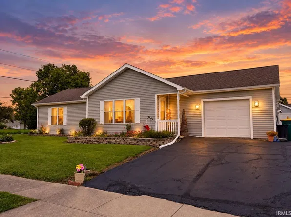326 Harvey Dr, Greentown, IN 46936