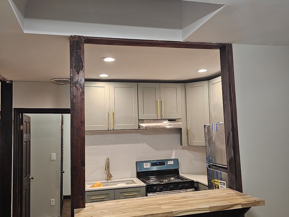 1st image of 622 Auburn Ave #6
