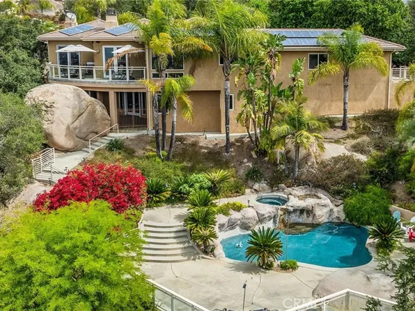 28521 Gladstone Ct, Escondido, CA 92026