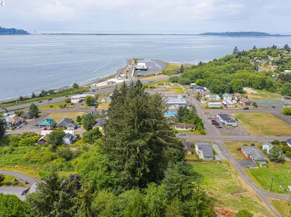 4900 C St, Bay City, OR 97107