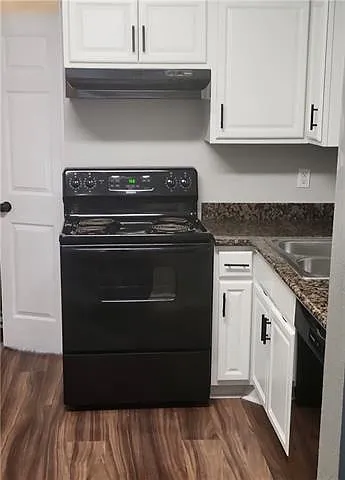 3 bed, 2.0 bath, 1110 sqft, $1,550 — Photo 4