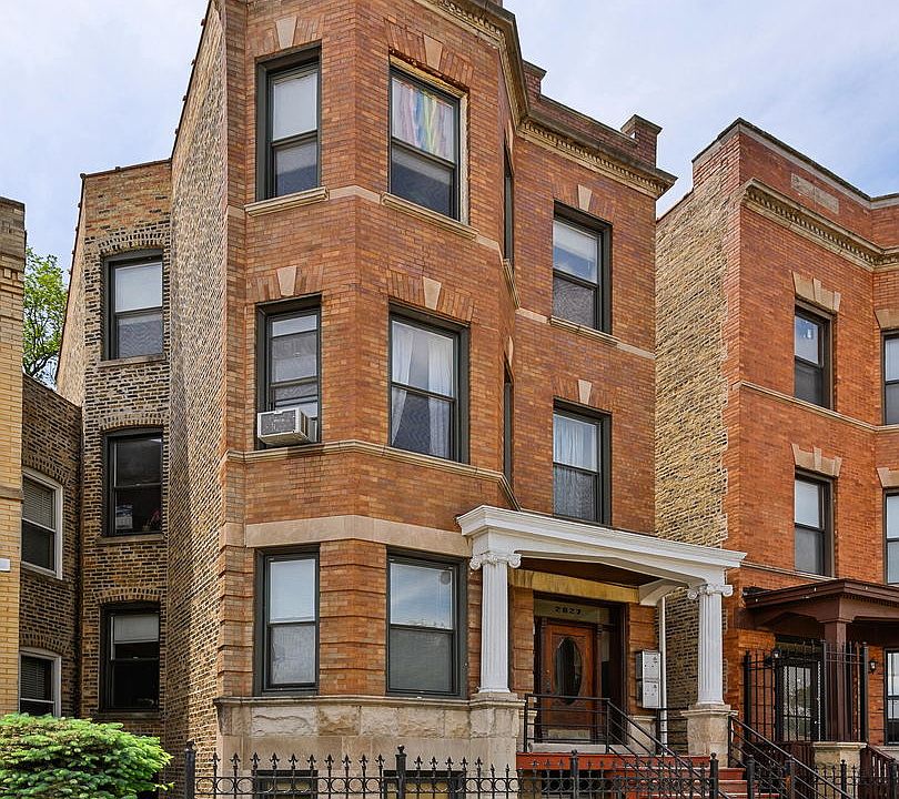1st image of 2827 W Fullerton Ave