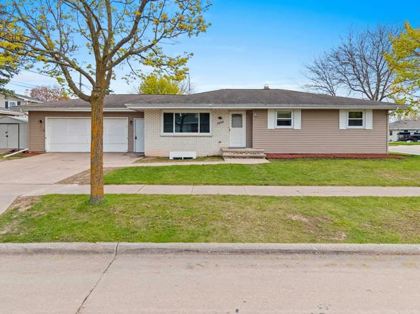 1825 W Grant St, Appleton, WI 54914