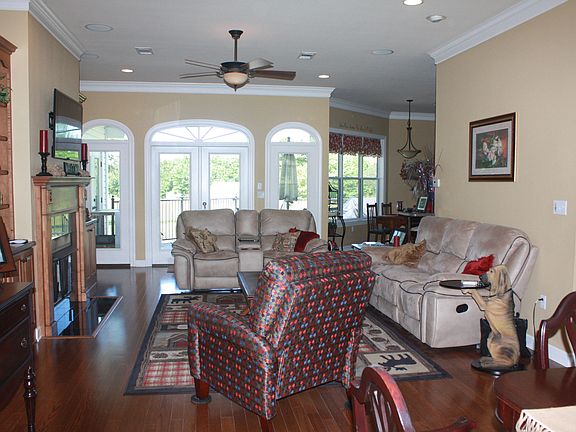 Family Room 22x14
