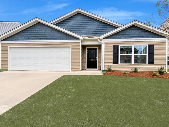 226 Carrington Dr, Lugoff, SC 29078