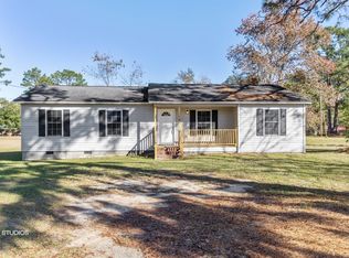 69 Knights Ave, Walterboro, SC 29488