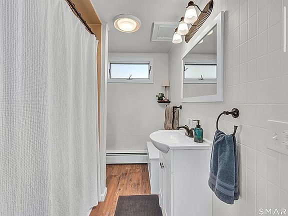 3rd image of 15 Mountain St #2