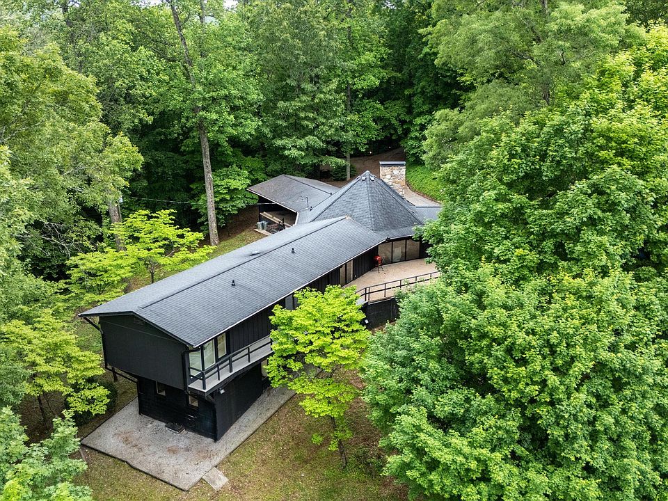 1st image of 2420 Craghead Ln