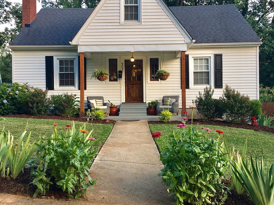 1st image of 509 Oakridge Blvd